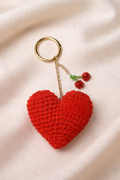 ❤️ Llavero Corazón Tejido a Crochet con Detalle de Cerezas